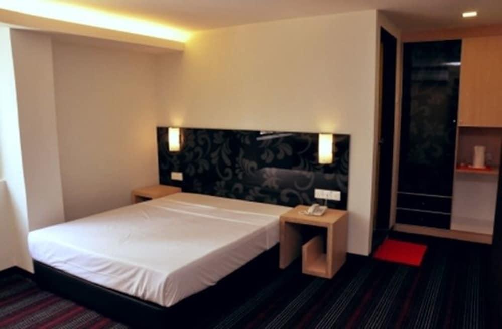 Katel Kuala Lumpur Formally Known As K Hotel Kültér fotó